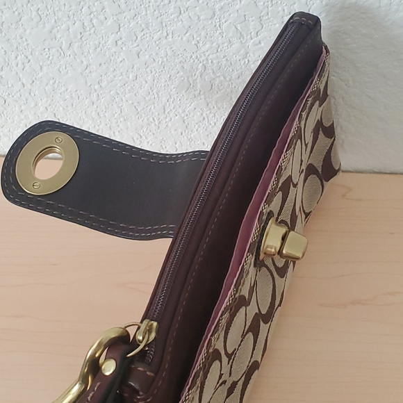 Coach Signature Brown Leather Trim Canvas Logo Clutch Wristlet Turnlock Prom Y2K - Picture 12 of 17